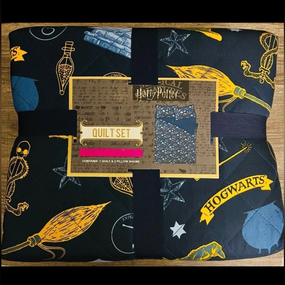 Harry Potter: Hogwarts Quilt Set Queen Size